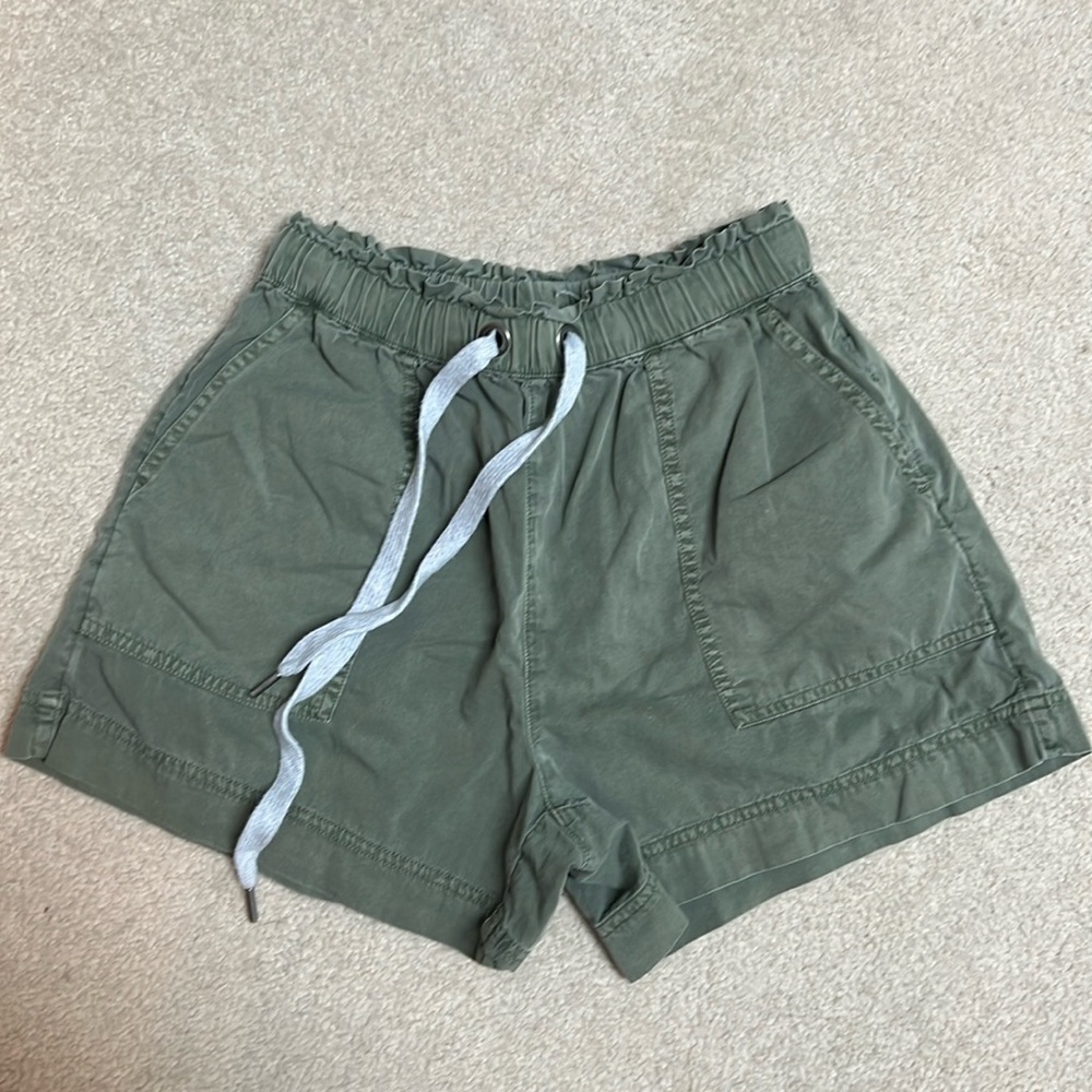 Aerie Olive Green Women's Cargo Shorts